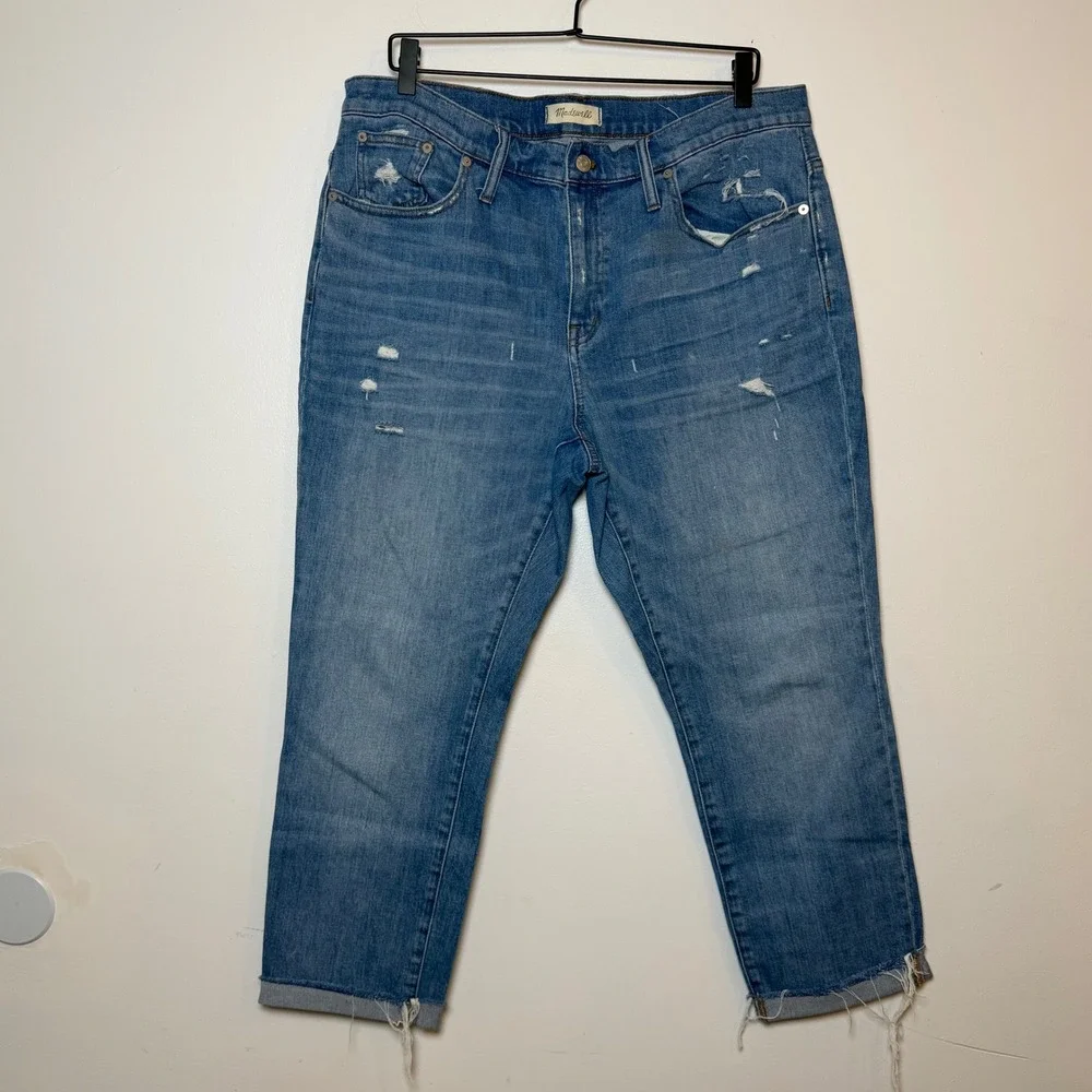 Madewell The Slim Boyjean Medium Wash Distressed Raw Hem Denim Jeans Size 32